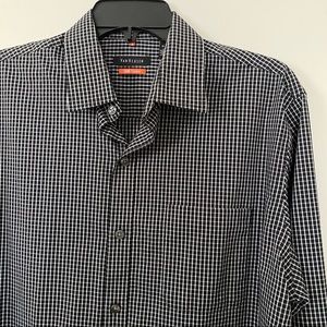Van Heusen Traveler Button Down Shirt